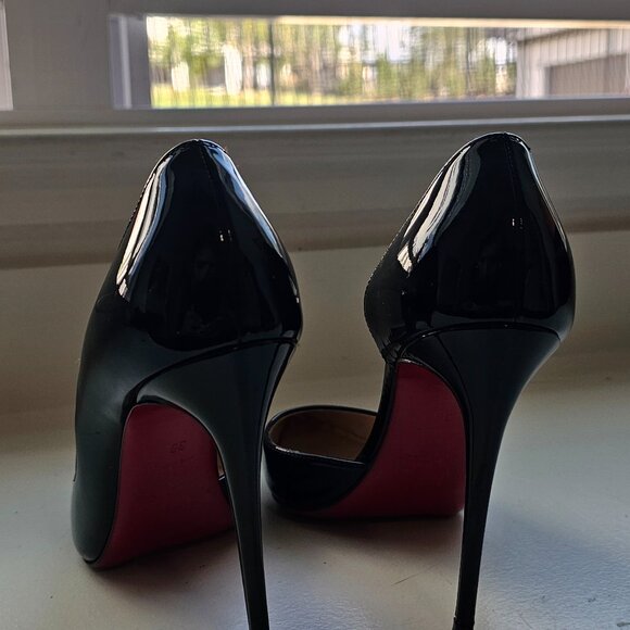 Red bottoms 100% original (Used/Good condition) - Picture 4 of 10